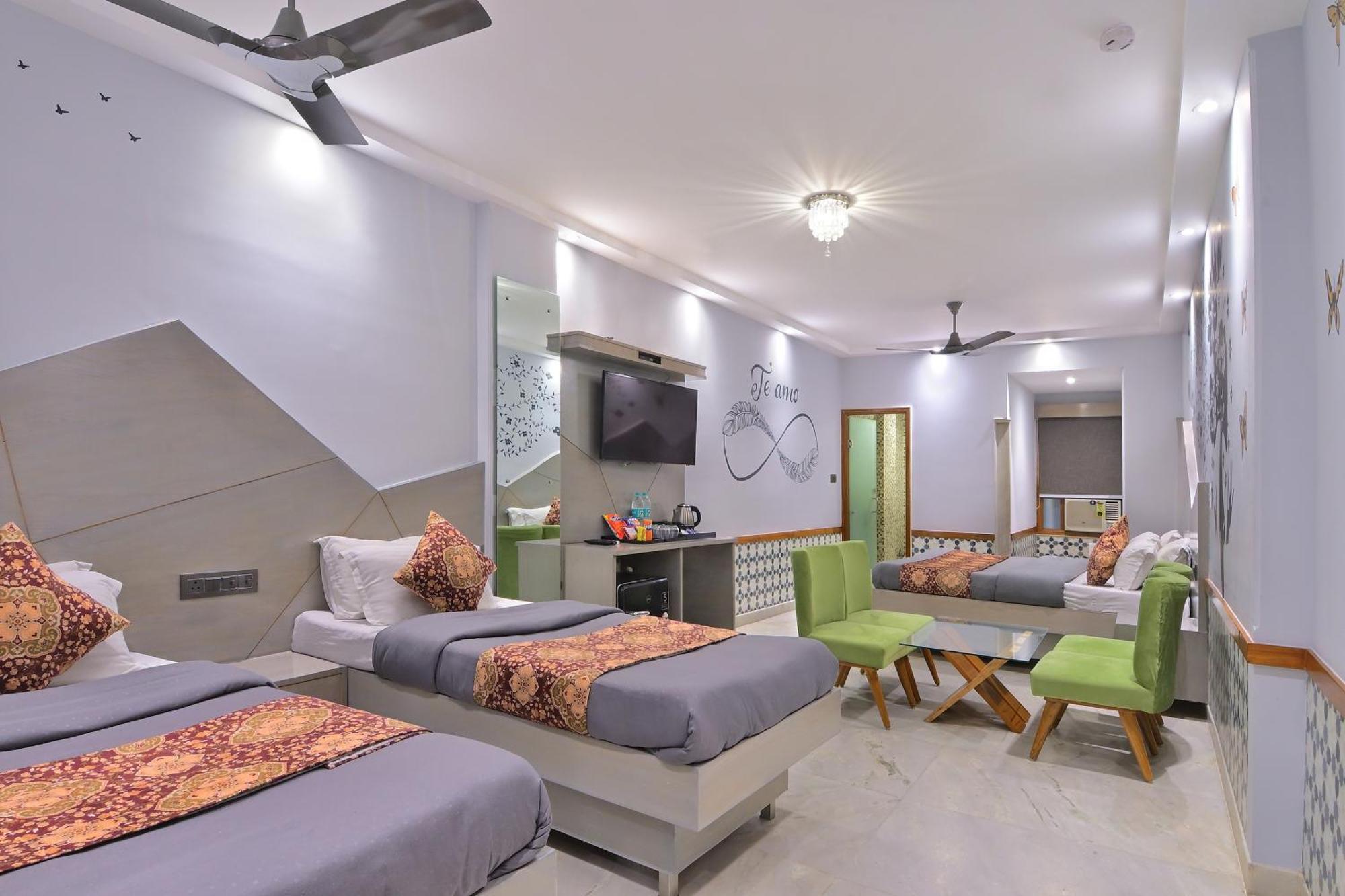 Hotel The Cottage Yes Please - Traveller Choice Award Winner 2025 New Delhi Exterior photo